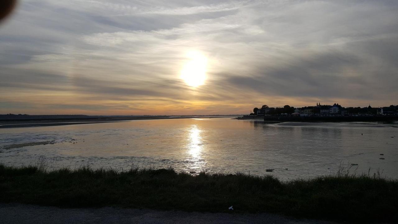 Baie De Somme - Le Pourquoi Pas Bed & Breakfast Le Crotoy Exterior foto